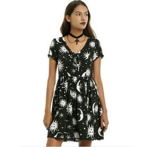 Hot Top Sun Moon Stars Dress SZ XL